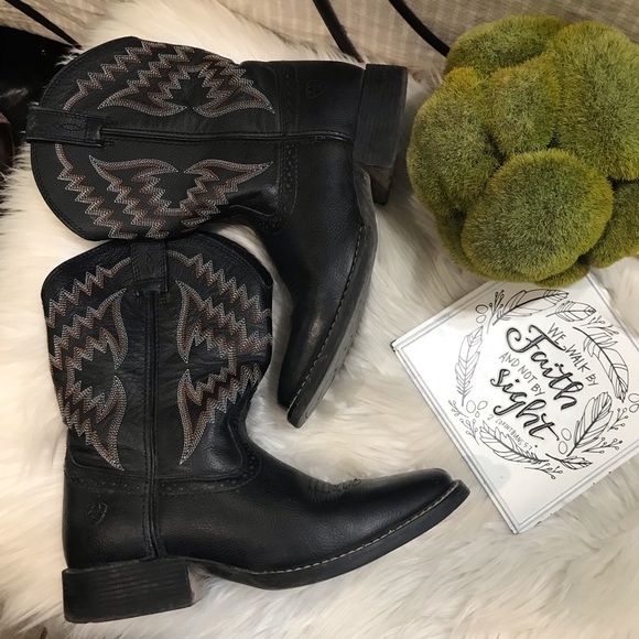 🚨Sold🚨Ariat Big Kids Western Tycoon Boots. Sz 2 Black - Picture 3 of 15